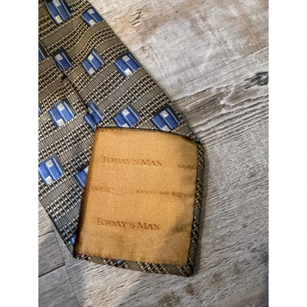 Today's Man Mens Necktie 100% Silk Italian Geometric Brown Blue OS